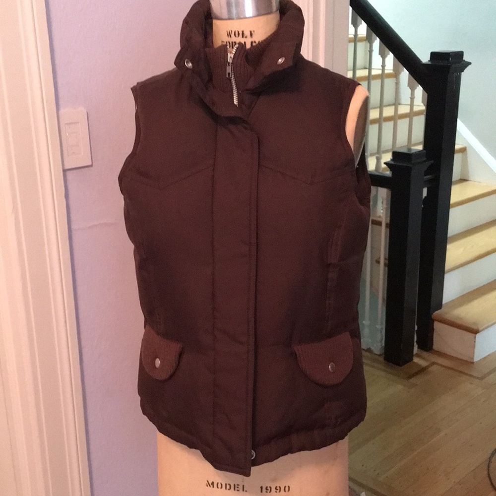 EUC Banana Republic down vest